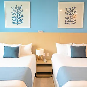 Ixchel Hotel